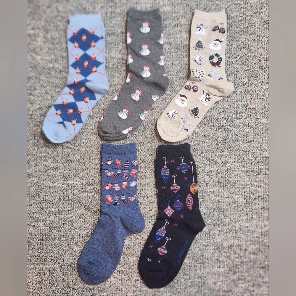 Bloomingdale's Set Of 5 Novelty Christmas Crew Socks